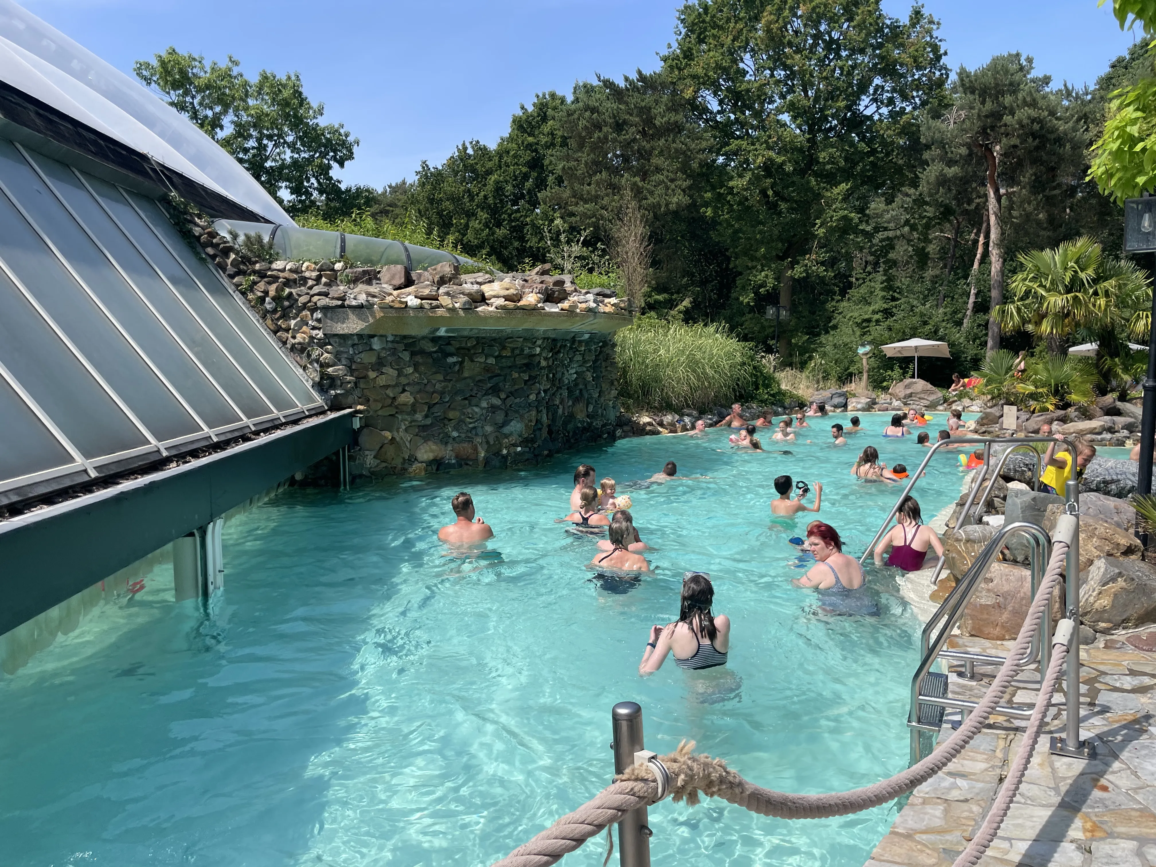 Schwimmbecken im Het Heijderbos