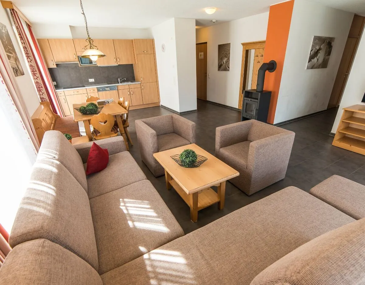 Ferienhaus mit Kamin im Landal Alpen Chalets Brandnertal in Österreich Ferienhaus mit Kamin im Landal Alpen Chalets Brandnertal in Österreich