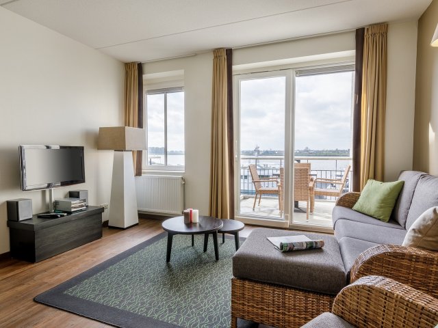 VIP-Suite am See Apartment