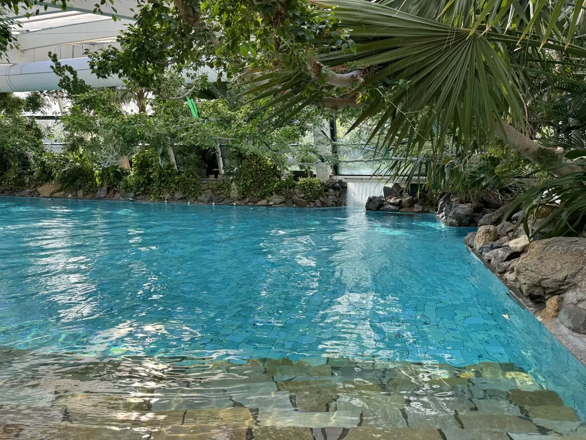 Aqua Mundo Sportbecken im Center Parcs De Huttenheugte
