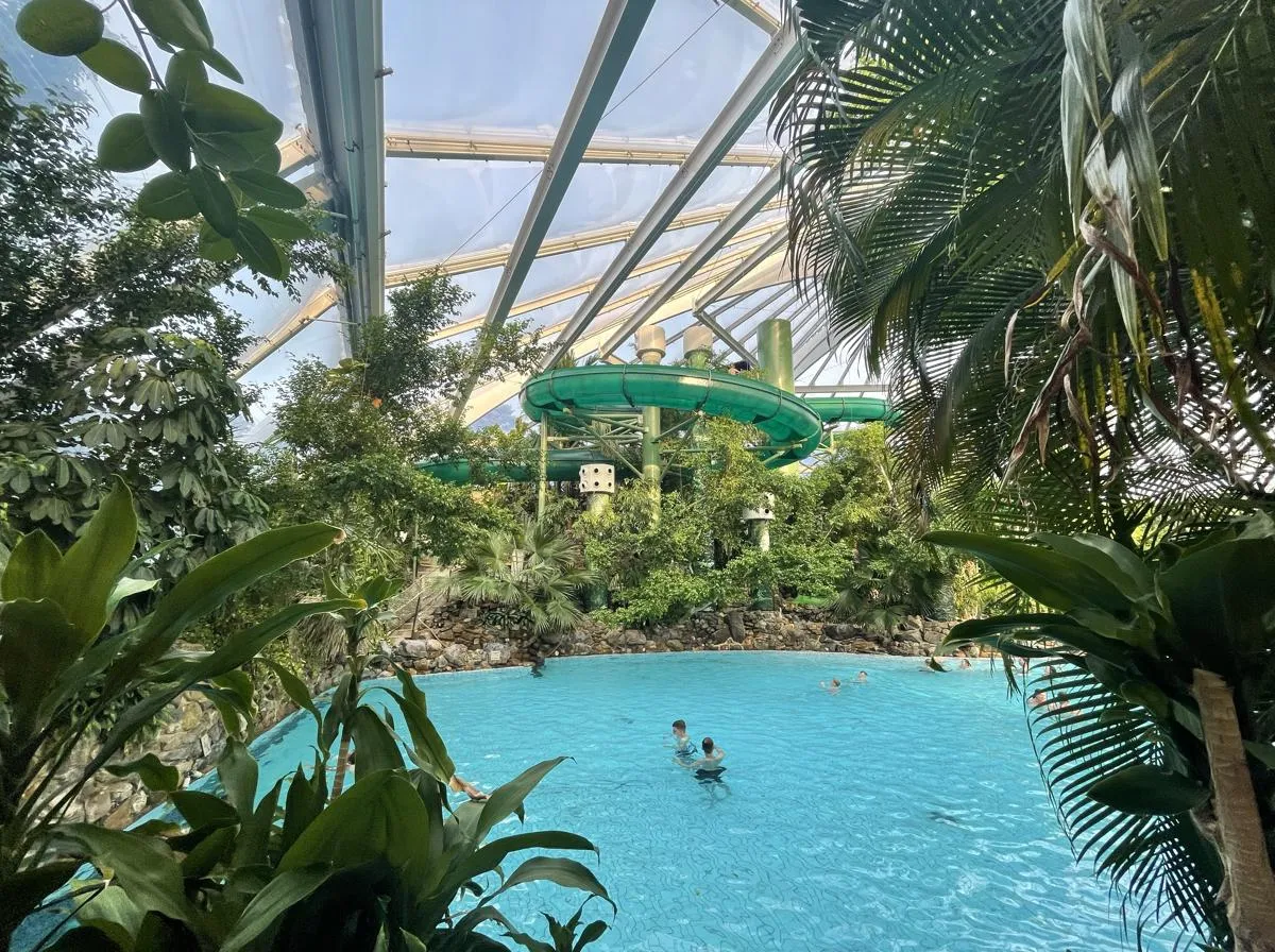 Aqua Mundo Innenbecken im Center Parcs Het Heijderbos