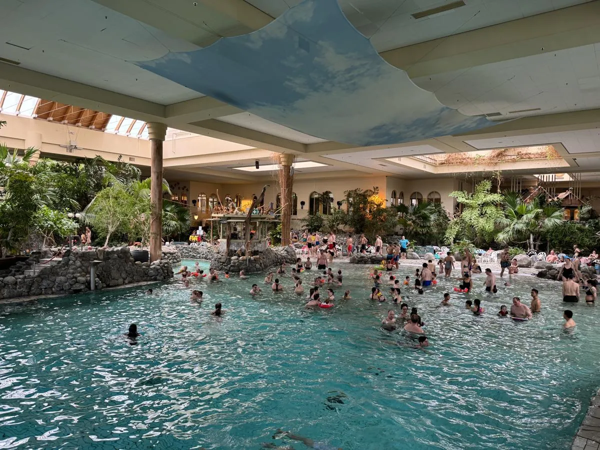 Aqua Mundo Wellenbad im Center Parcs Park Hochsauerland