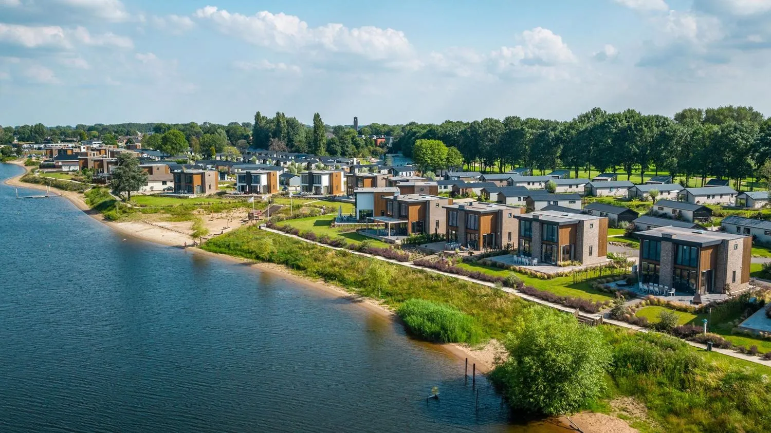 EuroParcs Aan de Maas in Kerkdriel, Gelderland – Bild 3