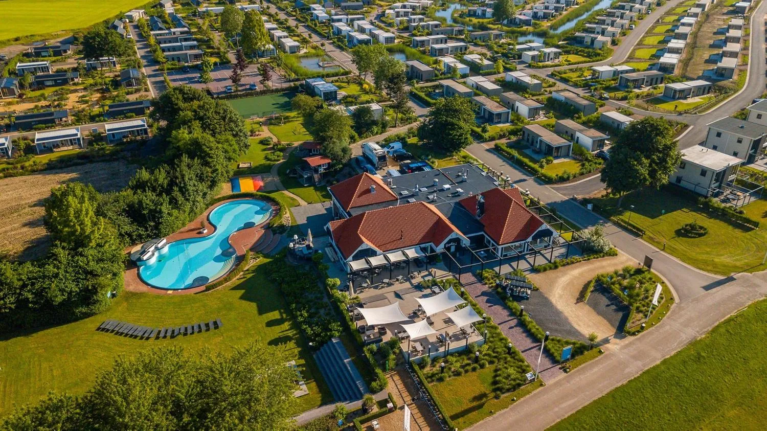 EuroParcs Marina Strandbad in Olburgen, Gelderland – Bild 2