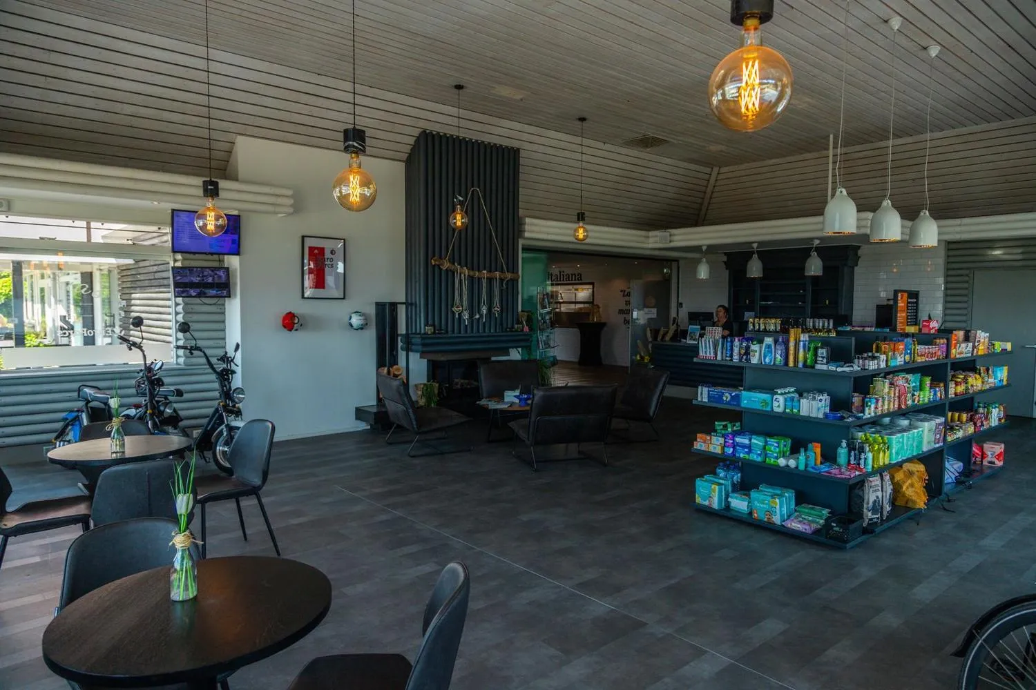 EuroParcs Marina Strandbad in Olburgen, Gelderland – Bild 9