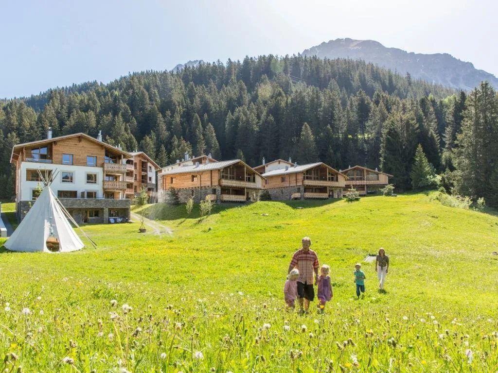 Landal Alpine Lodge Lenzerheide in Vaz/Obervaz, Graubünden – Bild 4