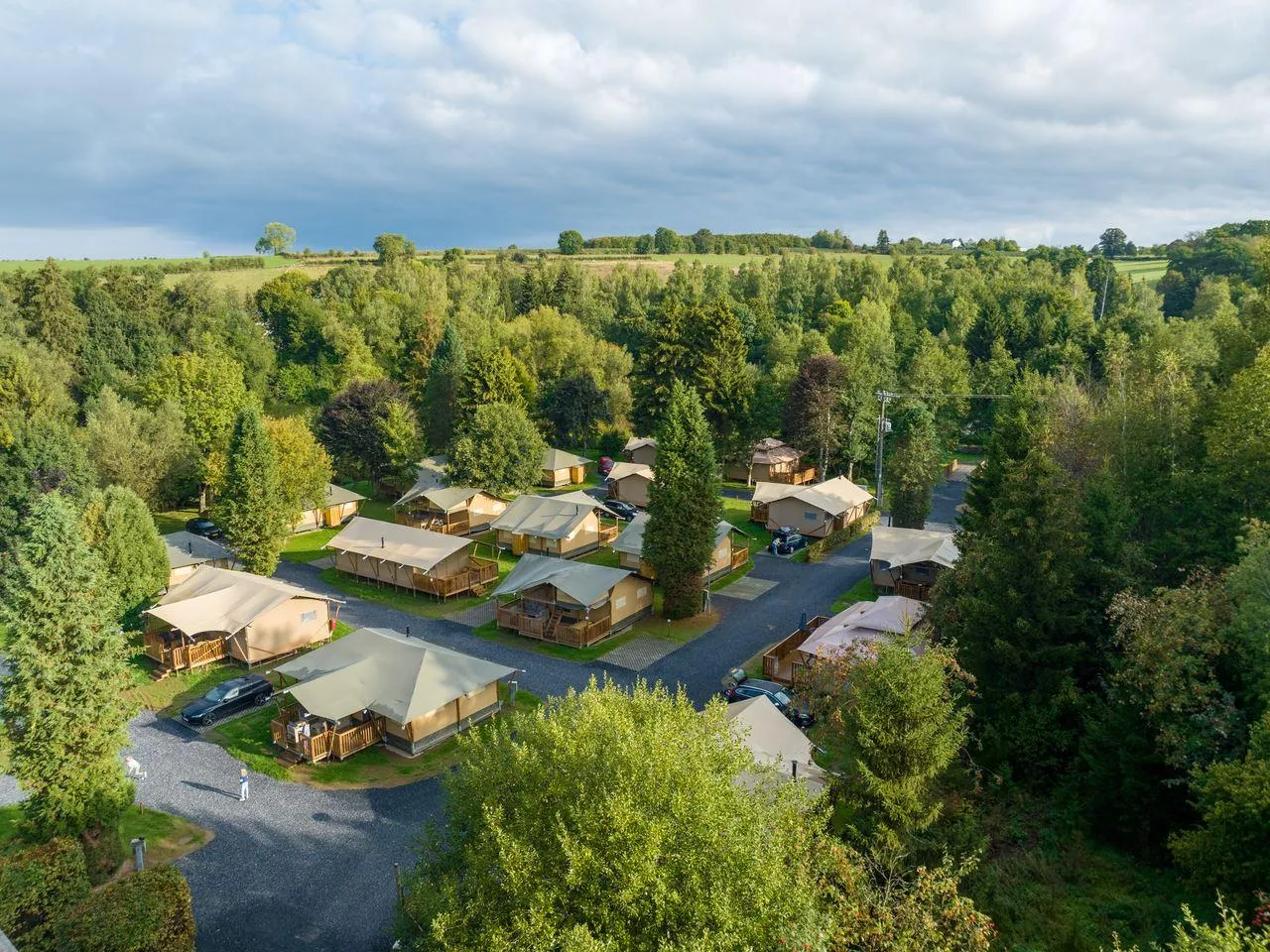Landal Glamping Neufchâteau in Neufchâteau, Région Wallonne – Bild 8