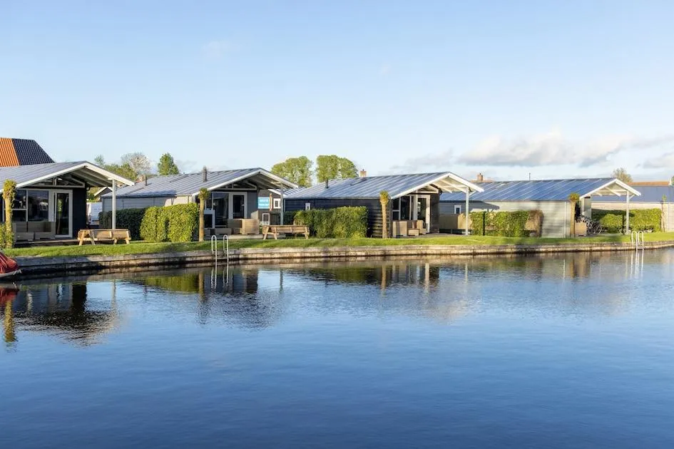 Landal Waterpark Terkaple in Terkaple, Friesland – Bild 3