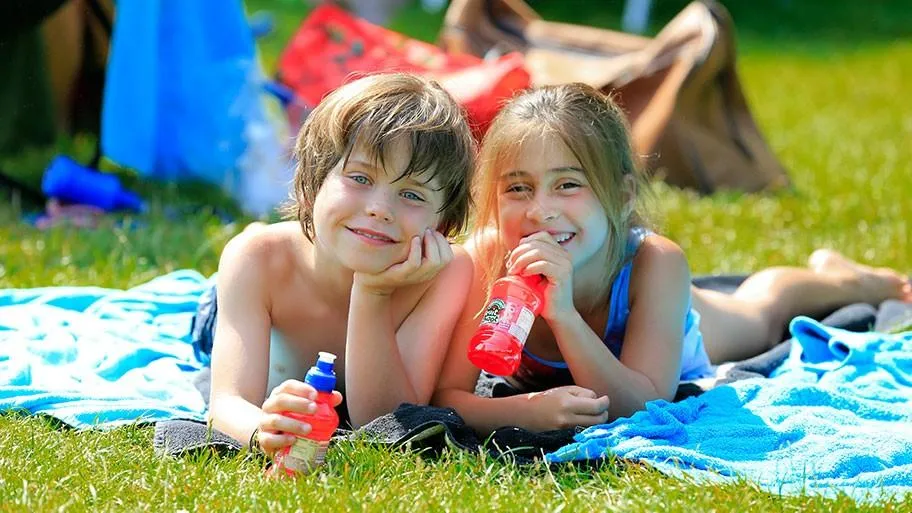 Molecaten Park Bosbad Hoeven in Hoeven, Nordholland – Bild 1