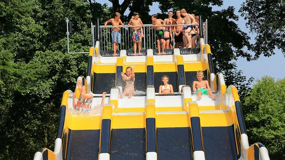 Molecaten Park Bosbad Hoeven in Hoeven, Nordholland – Bild 3