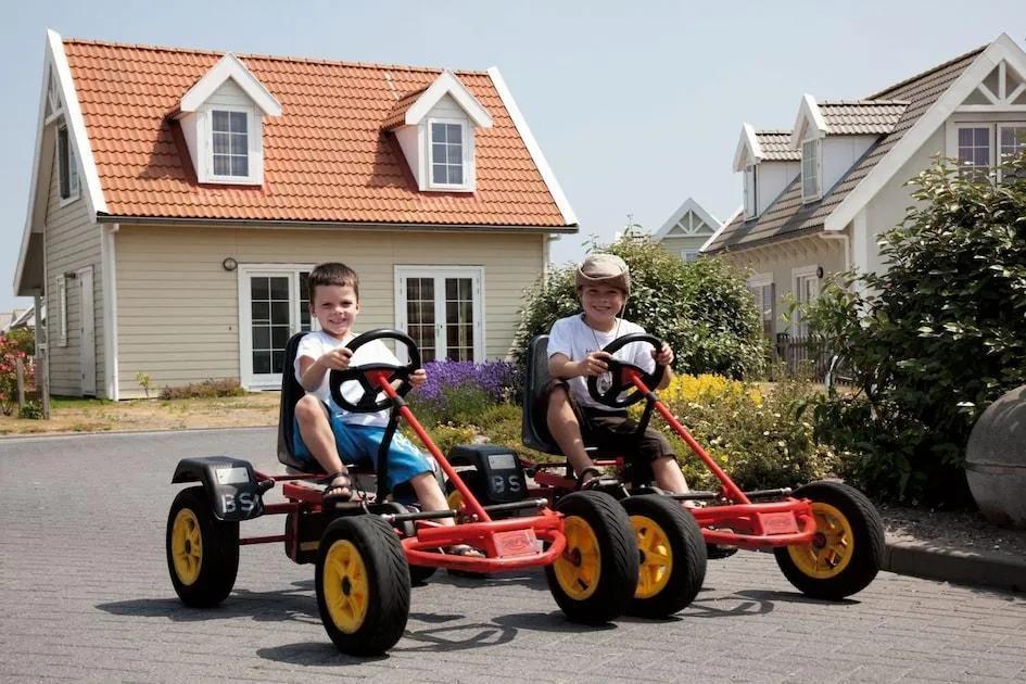 Roompot Duynparc De Heeren van 's-Gravensande in Den Haag, Südholland – Bild 4