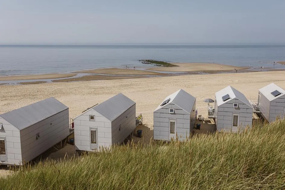 Landal Strandhuisjes Julianadorp - Reihe von Strandhäusern Landal Strandhuisjes Julianadorp - Reihe von Strandhäusern