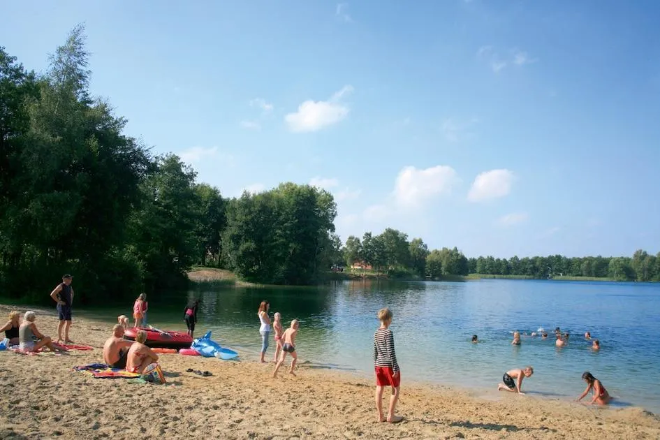 Roompot Villapark Akenveen in Tynaarloo, Drenthe – Bild 13