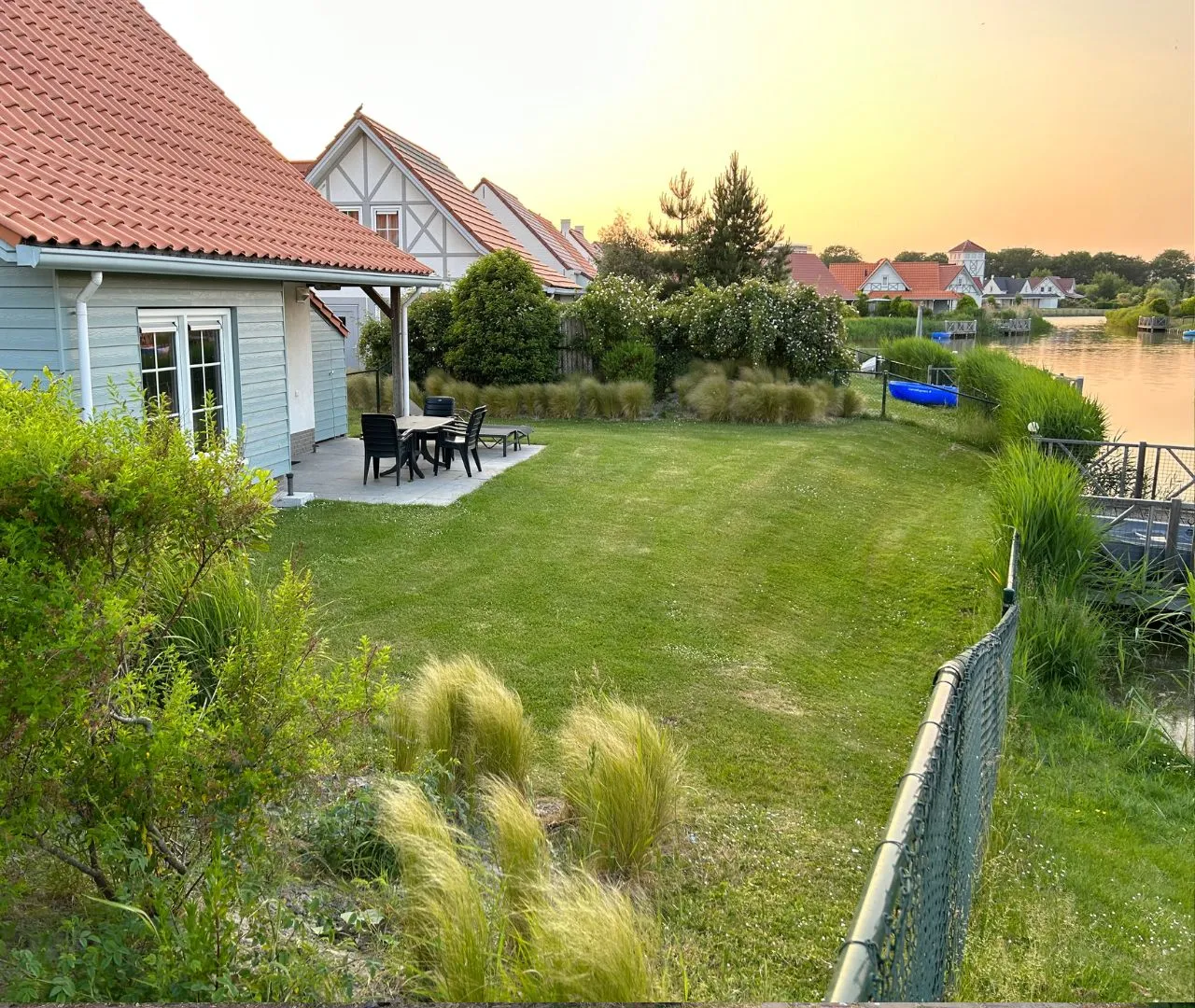Ferienhaus mit großem eingezäuntem Garten in der Noordzee Residence Cadzand-Bad Ferienhaus mit großem eingezäuntem Garten in der Noordzee Residence Cadzand-Bad